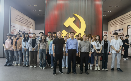 公司党委赴长垣开展主题党日活动